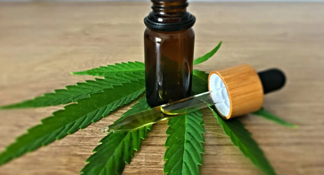 Square Tells Businesses To Stop Selling Hemp And CBD Products In Light Of Upcoming Federal Ban