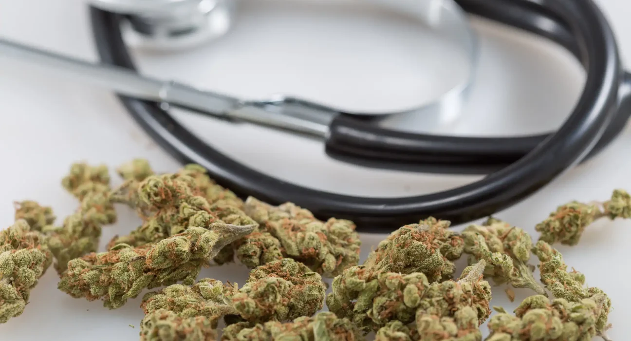 Utah Medical Marijuana Officials Launch Applications For New Independent Pharmacy License In 'Underserved' Area
